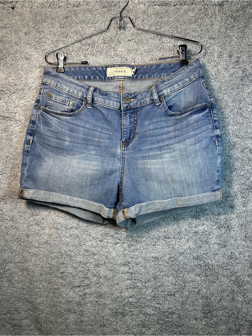 Torrid Denim Shorts Size 12 Medium Wash Cuffed Hem Mid Rise Jean Shorts